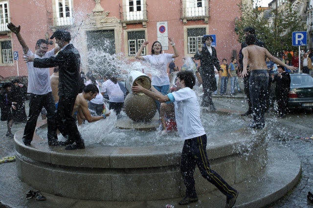 Thumbnail da galeria Latada